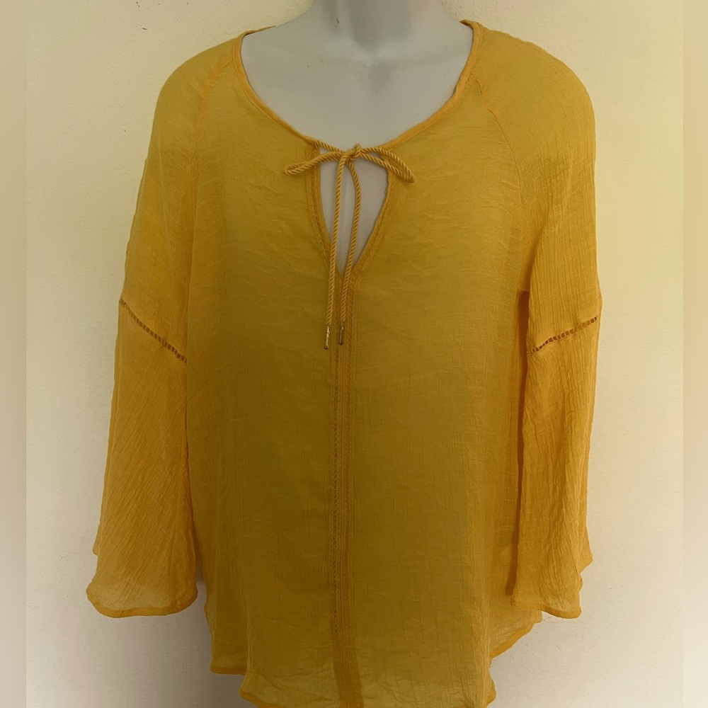 Yellow tunic 3/4 sleeve woman’s top size M